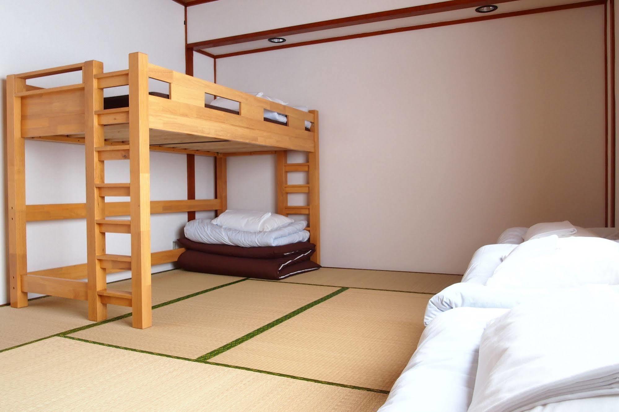 Khaosan Chitose Family Hostel Chitose (Hokkaido) Exterior foto